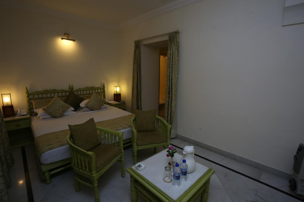 Garden Hotel - Heritage By Hrh Group Of Hotels Udaipur Kültér fotó