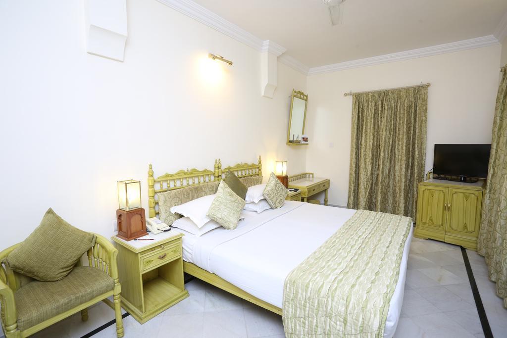 Garden Hotel - Heritage By Hrh Group Of Hotels Udaipur Kültér fotó