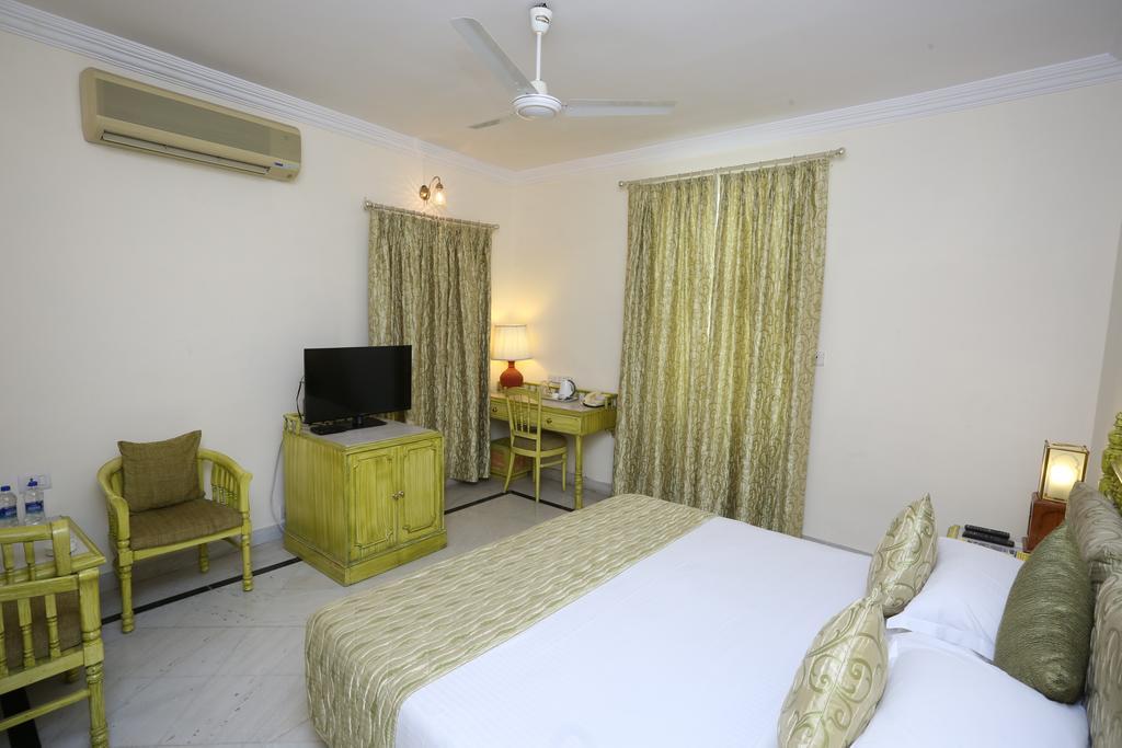 Garden Hotel - Heritage By Hrh Group Of Hotels Udaipur Kültér fotó