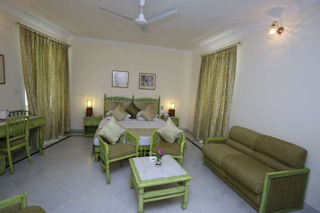Garden Hotel - Heritage By Hrh Group Of Hotels Udaipur Szoba fotó