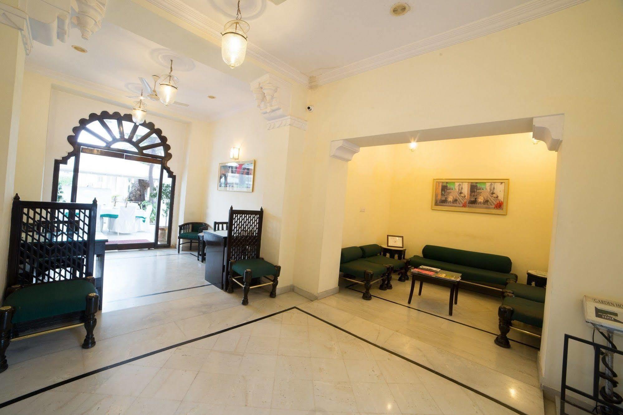 Garden Hotel - Heritage By Hrh Group Of Hotels Udaipur Kültér fotó