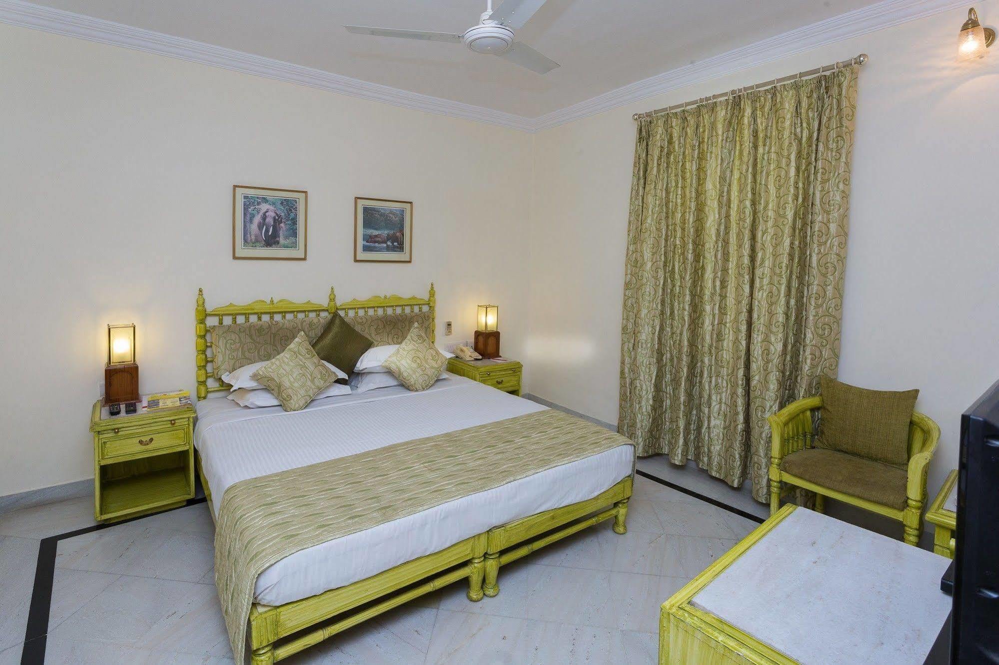 Garden Hotel - Heritage By Hrh Group Of Hotels Udaipur Kültér fotó